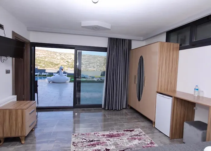 فندق مبيت وإفطار Fontana Fener 2*